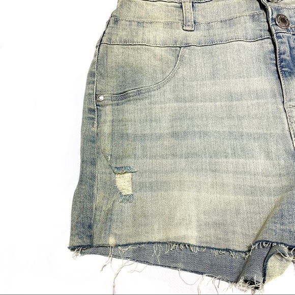 U2B Urban Basics Denim Jean Short - size 9 - Picture 4 of 8